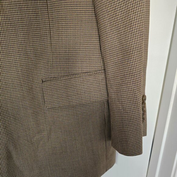 JoS A Bank Signature Pure Wool Houndstooth 2 Button Blazer Brown Tan Sz 48P S - Picture 3 of 13